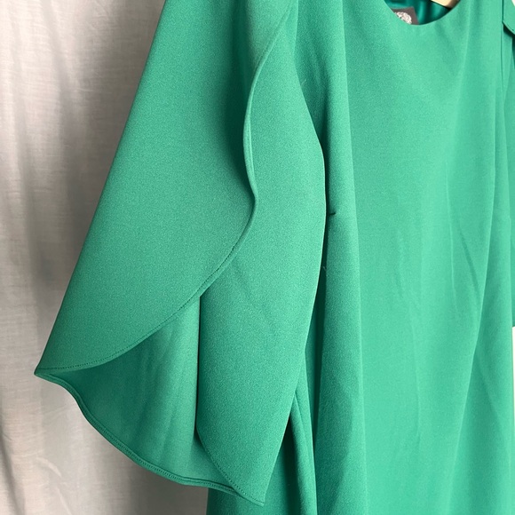 Green Flutter Sleeve Dress - Picture 2 of 5
